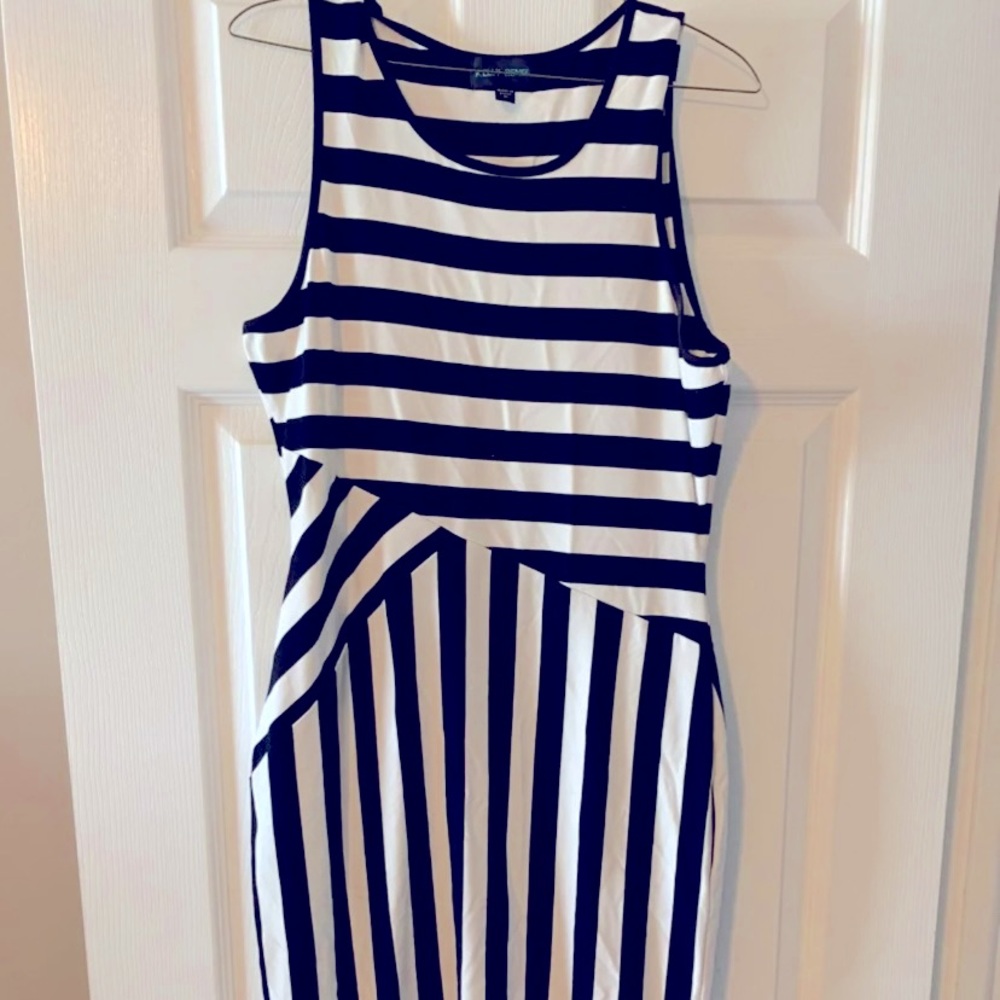 Knee length black and white dress